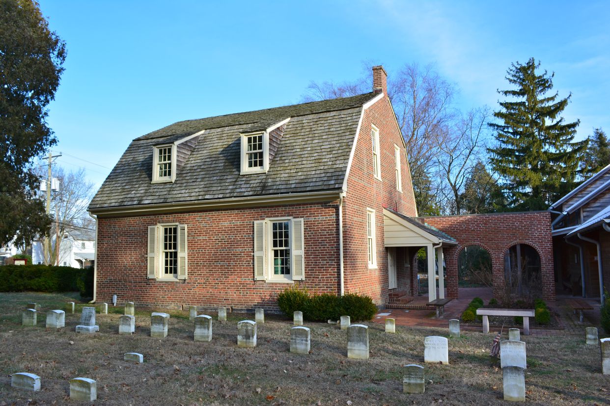 Camden Friends Meetinghouse and Cemetery
