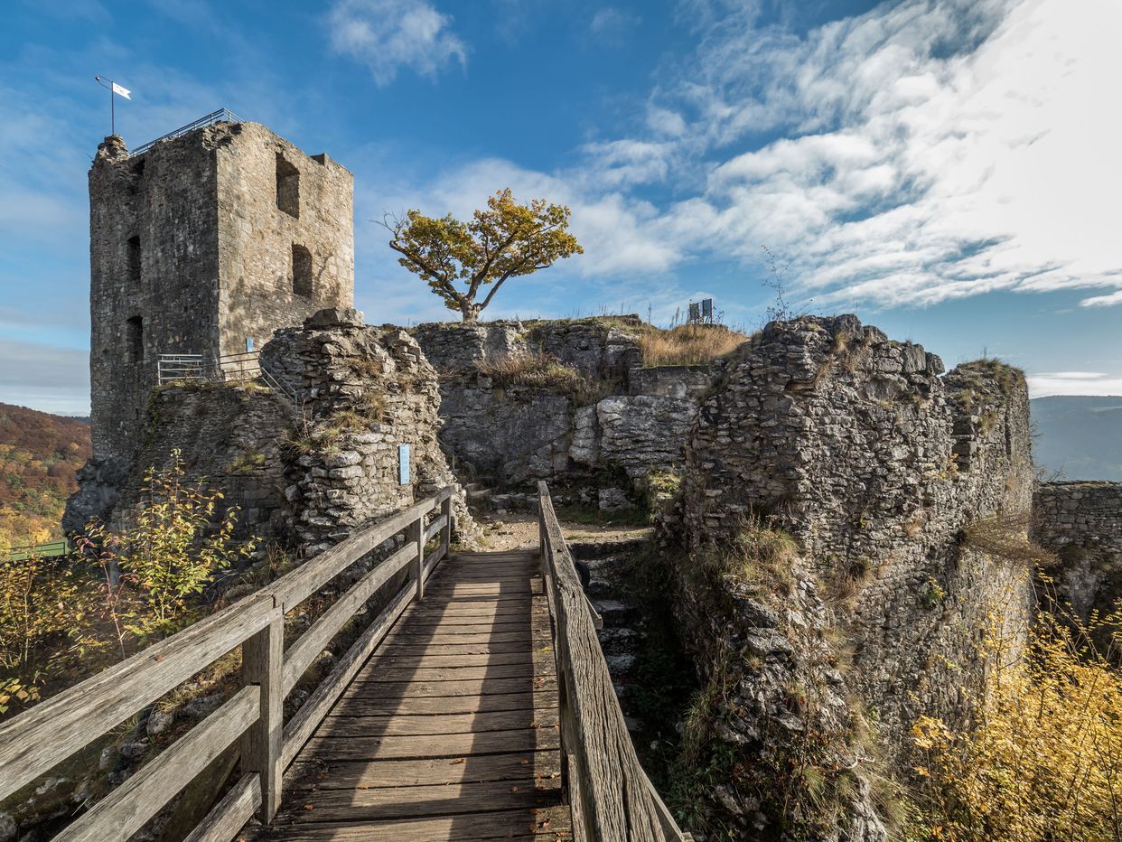 Neideck Castle 