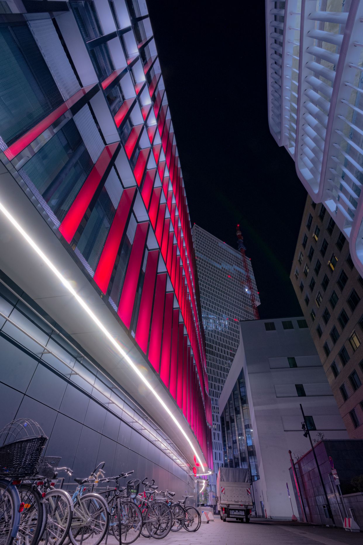 Skyline Plaza