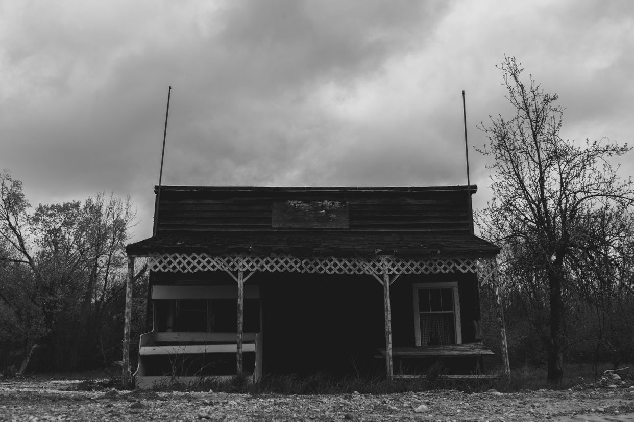 Abandoned Apple Stand