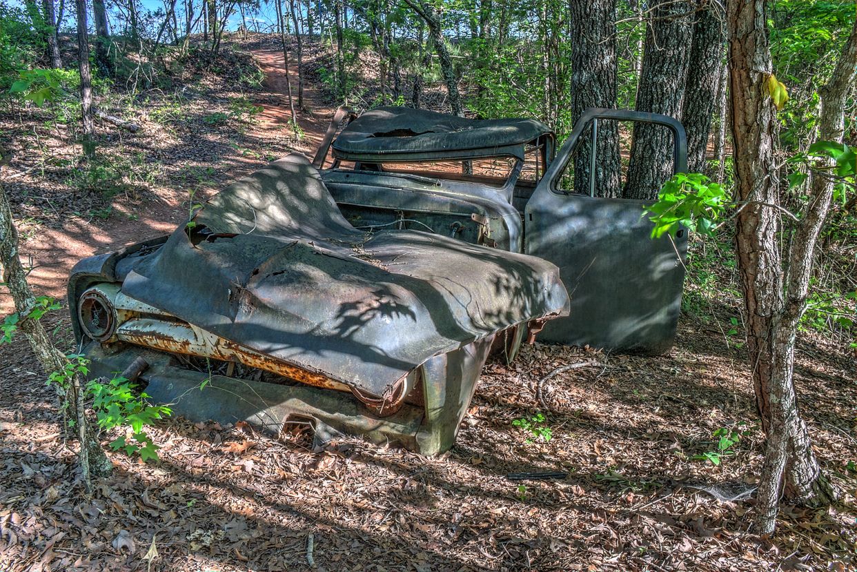 1950s-era Rusting out Car 