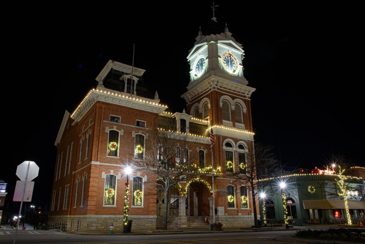 Newton County Historic Courthouse