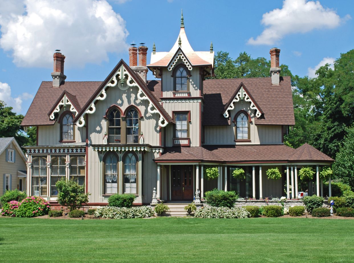 Wedding Cake House