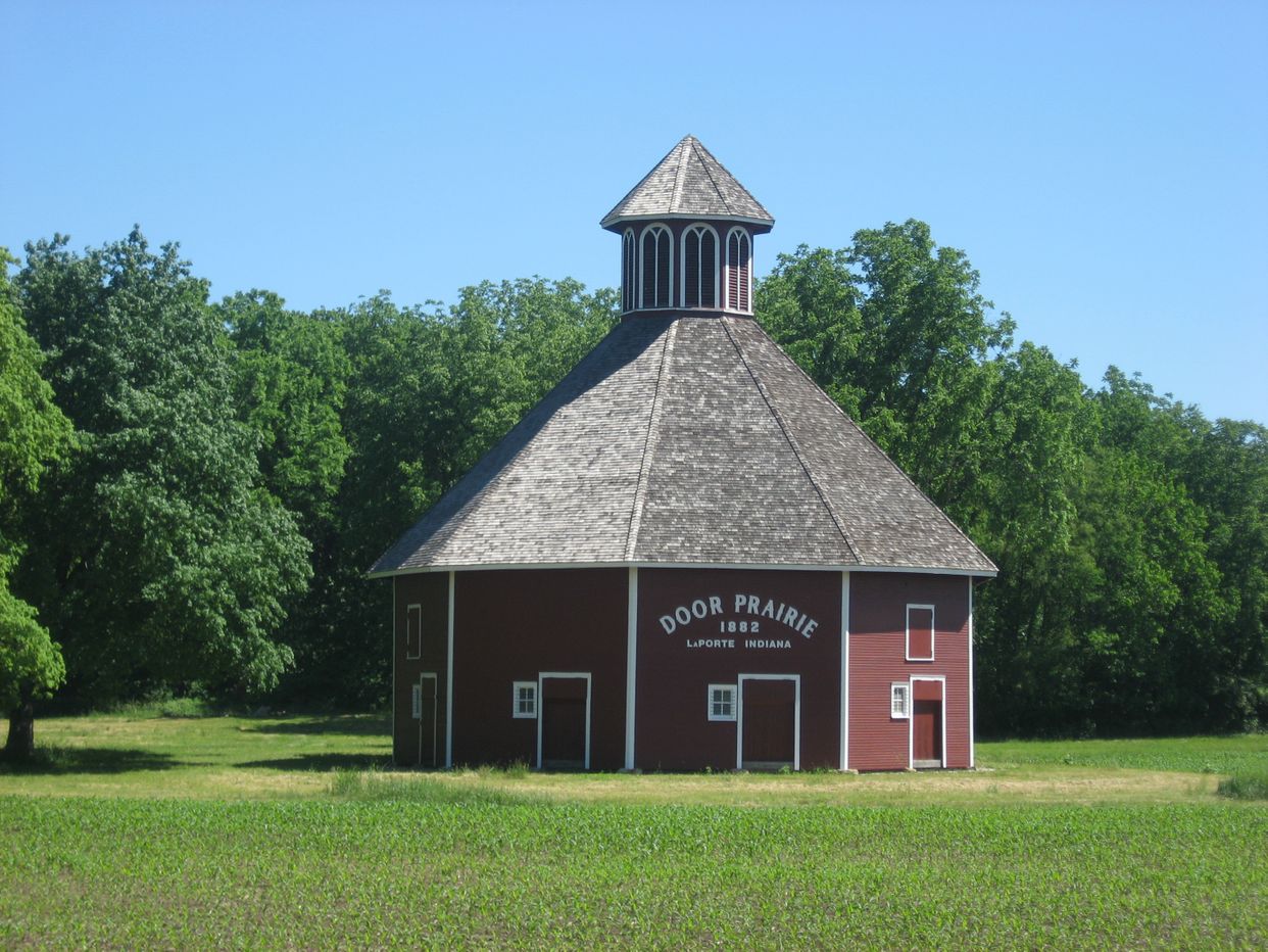  Marion Ridgeway Polygonal Barn 