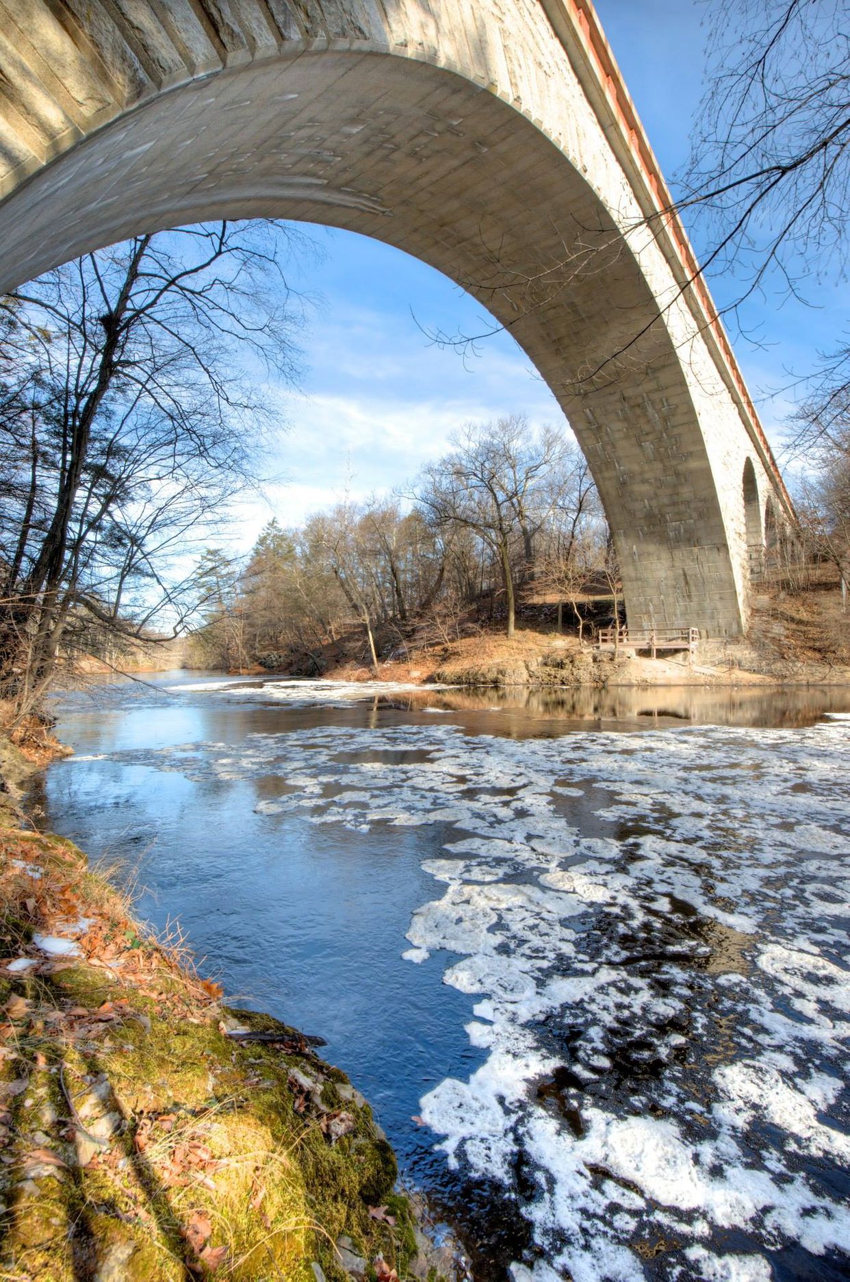 Echo Bridge