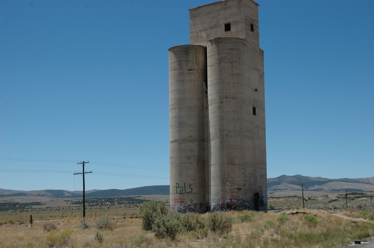 Knight Grain Elevator Remnants