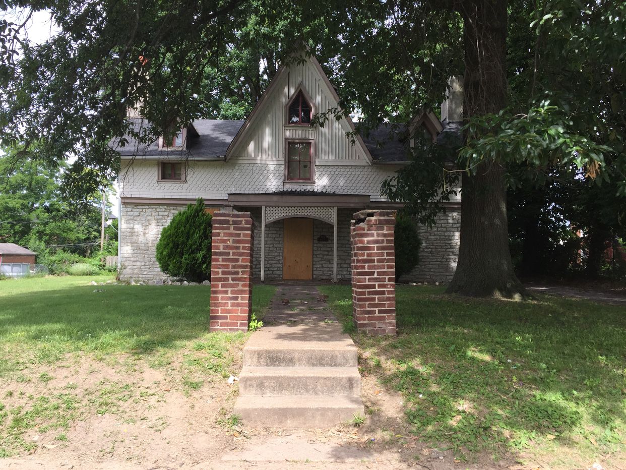 Emmanuel DeHodiamont House 