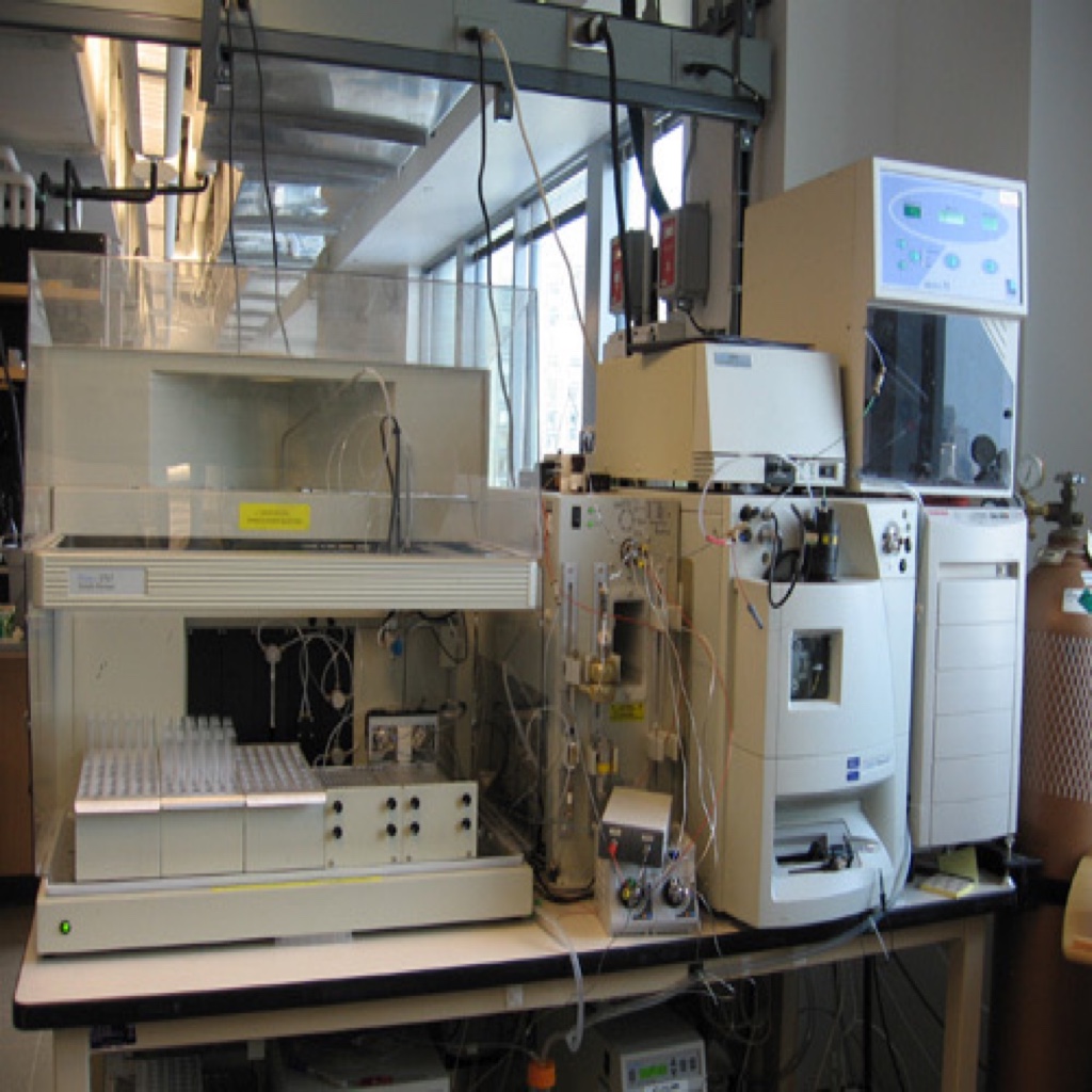 Waters Waters FractionLynx - Chromatography Services