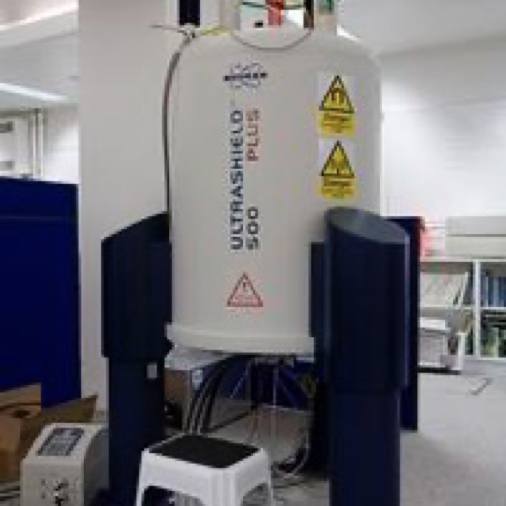 Bruker AVIII HD 500 - Spectroscopy Services