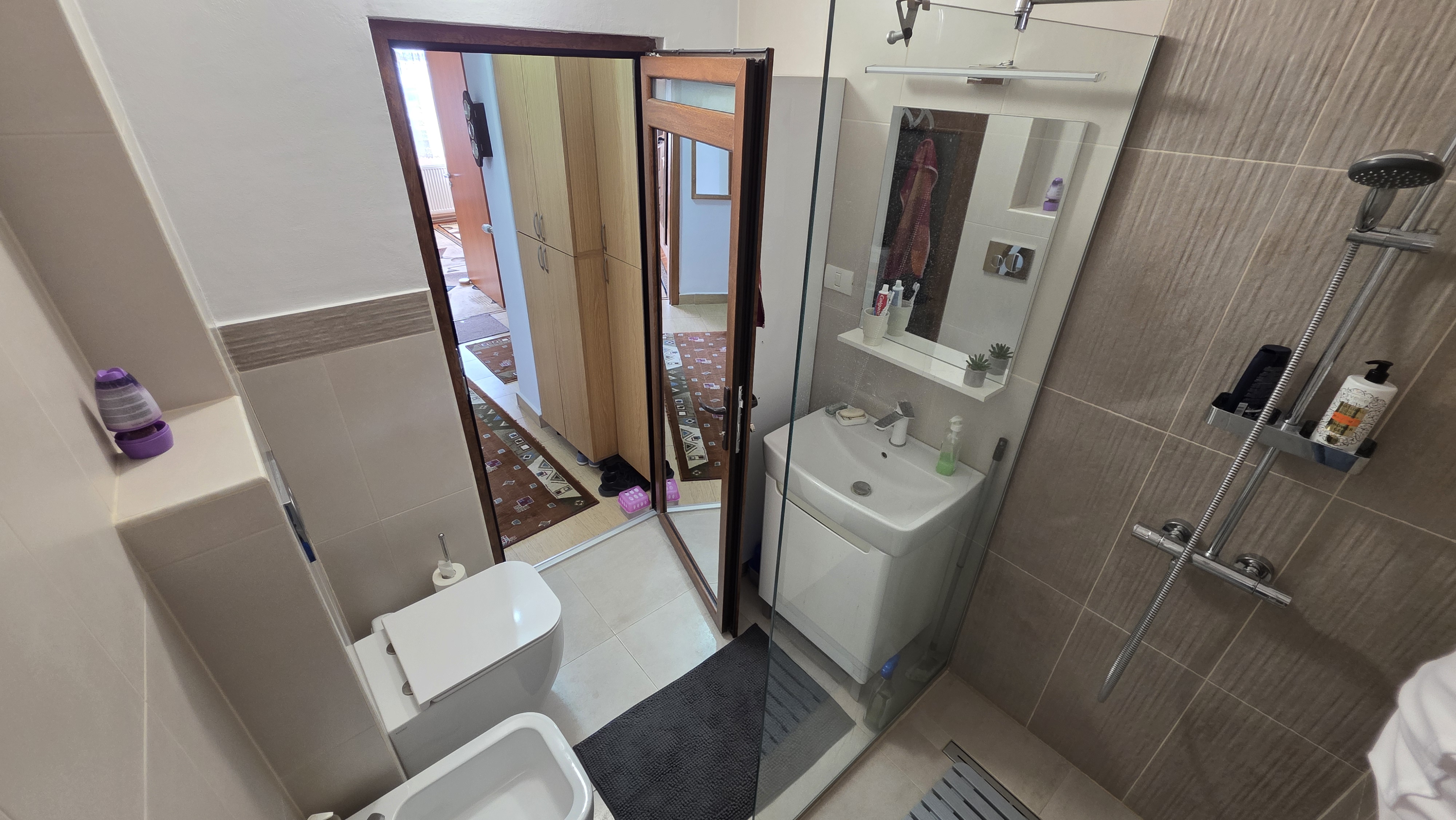 Image of property - 1757936261184_12_beum2p_batch3_mfl1uvt4wvsagh_20250912_093342.jpg