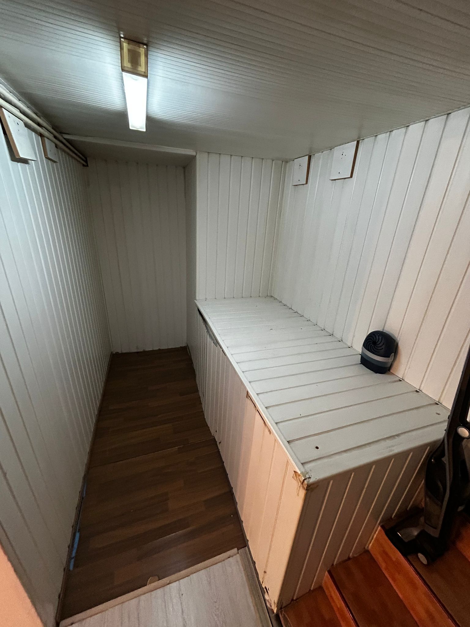 Image of property - 1764087993410_18_qib6j9_batch0_miesfz8eaoihl0_WhatsApp_Image_2025-11-25_at_18.18.0913.jpeg