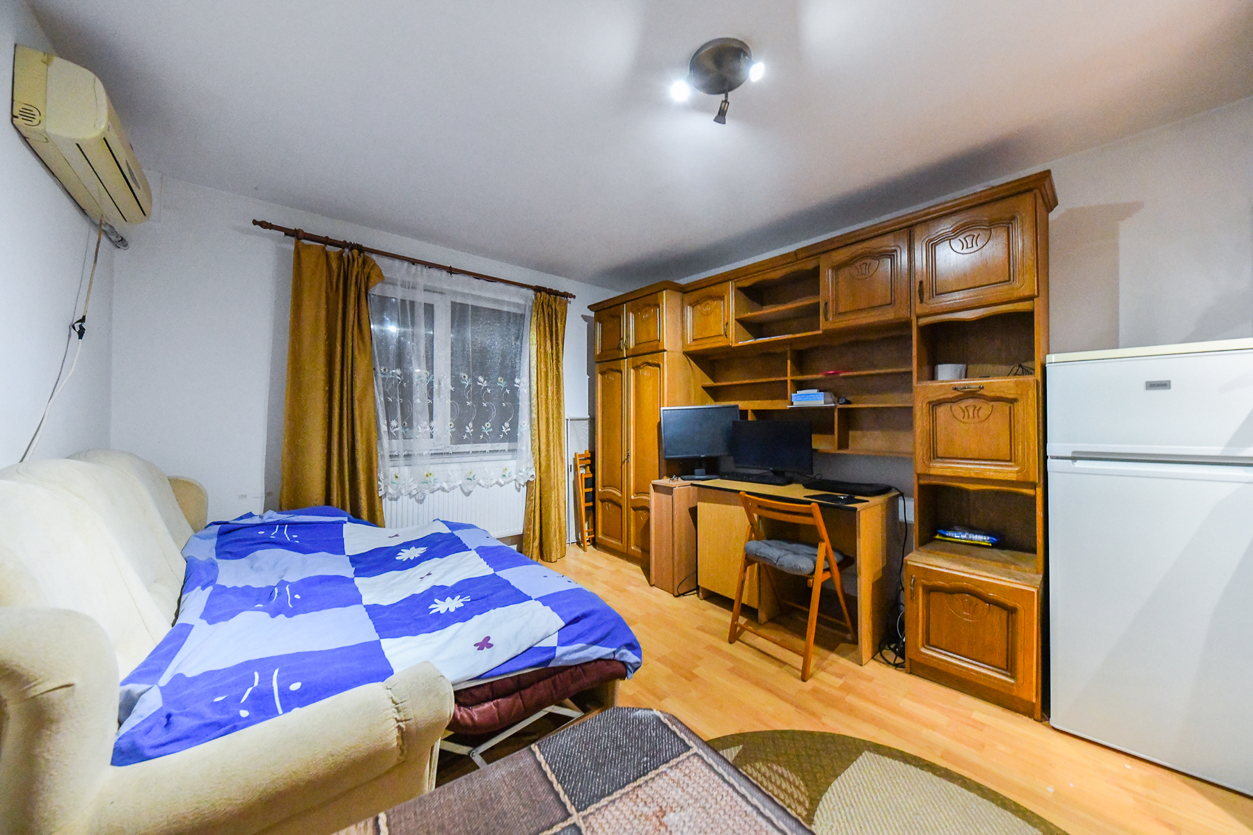 Image of property - 1773159055421_7_a8lgb7_batch0_mmkt4bh9revgnv_CAP_7613.jpg