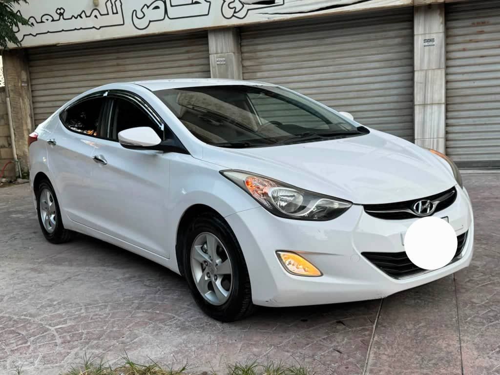 هيونداي أفانتي للبيع
