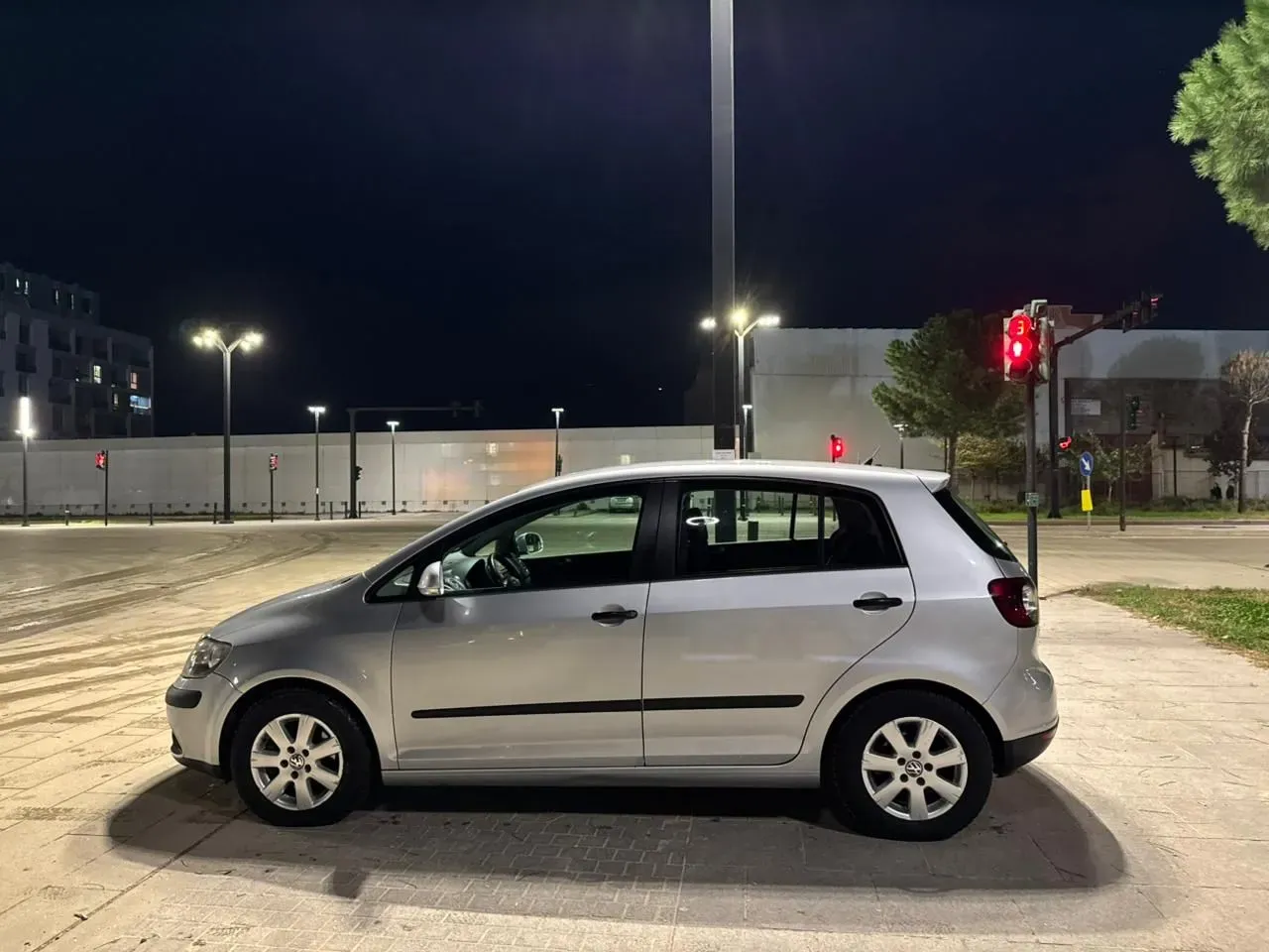 Volkswagen Golf Plus 2008 — photo 2