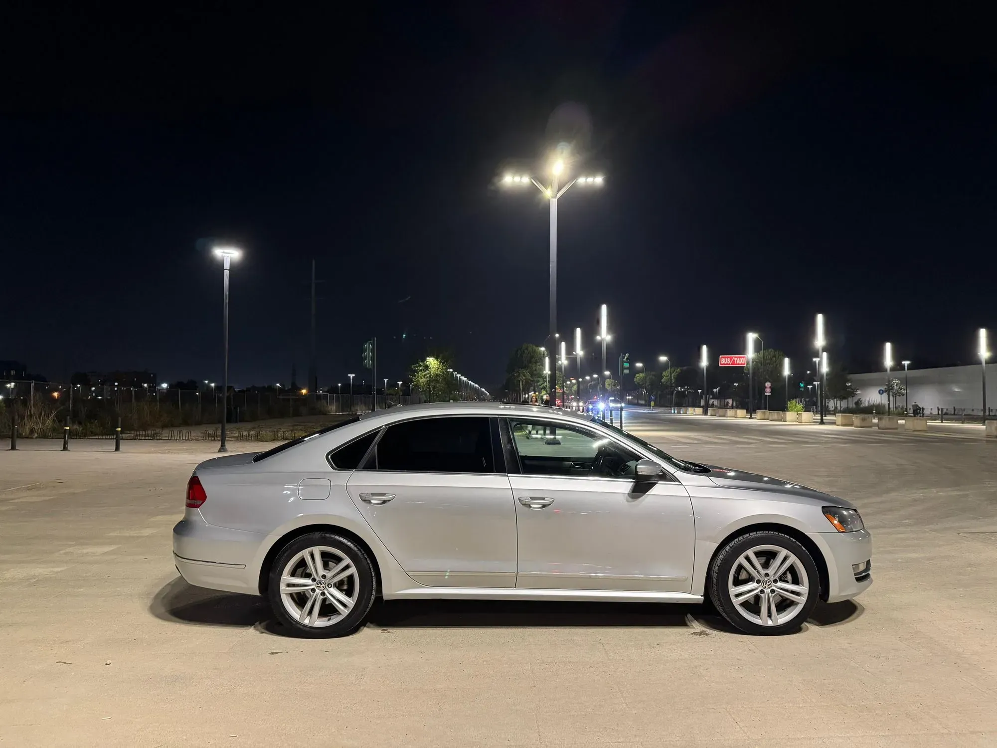 Volkswagen Passat Sedan 2015 — photo 2