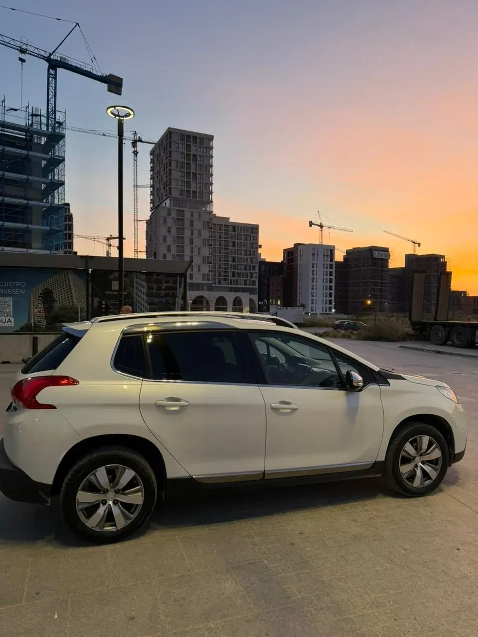 Peugeot 2008 — photo 2