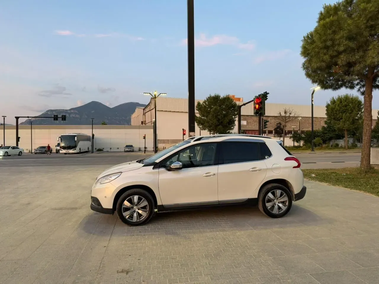 Peugeot 2008 — photo 3