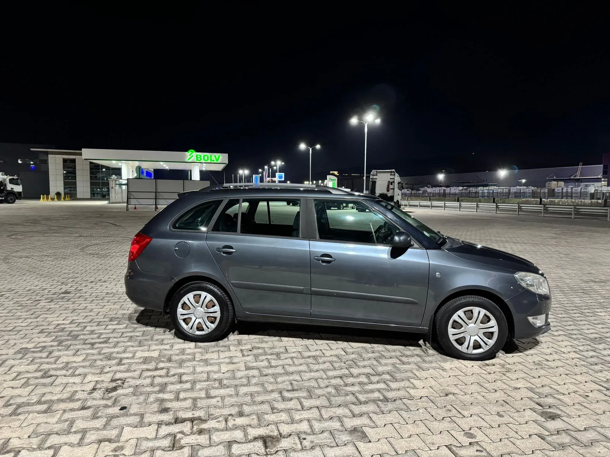Skoda Fabia 2013 — photo 2