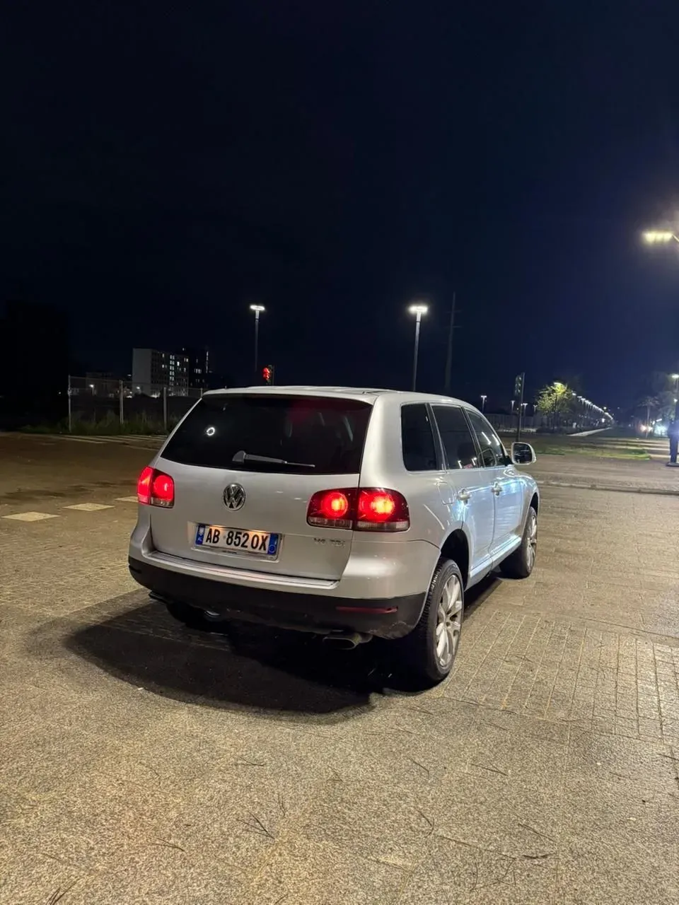 Volkswagen Tuareg 2010 — photo 3