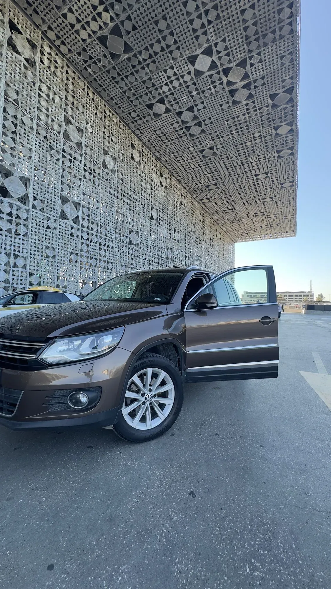 Volkswagen Tiguan 2014 — photo 2