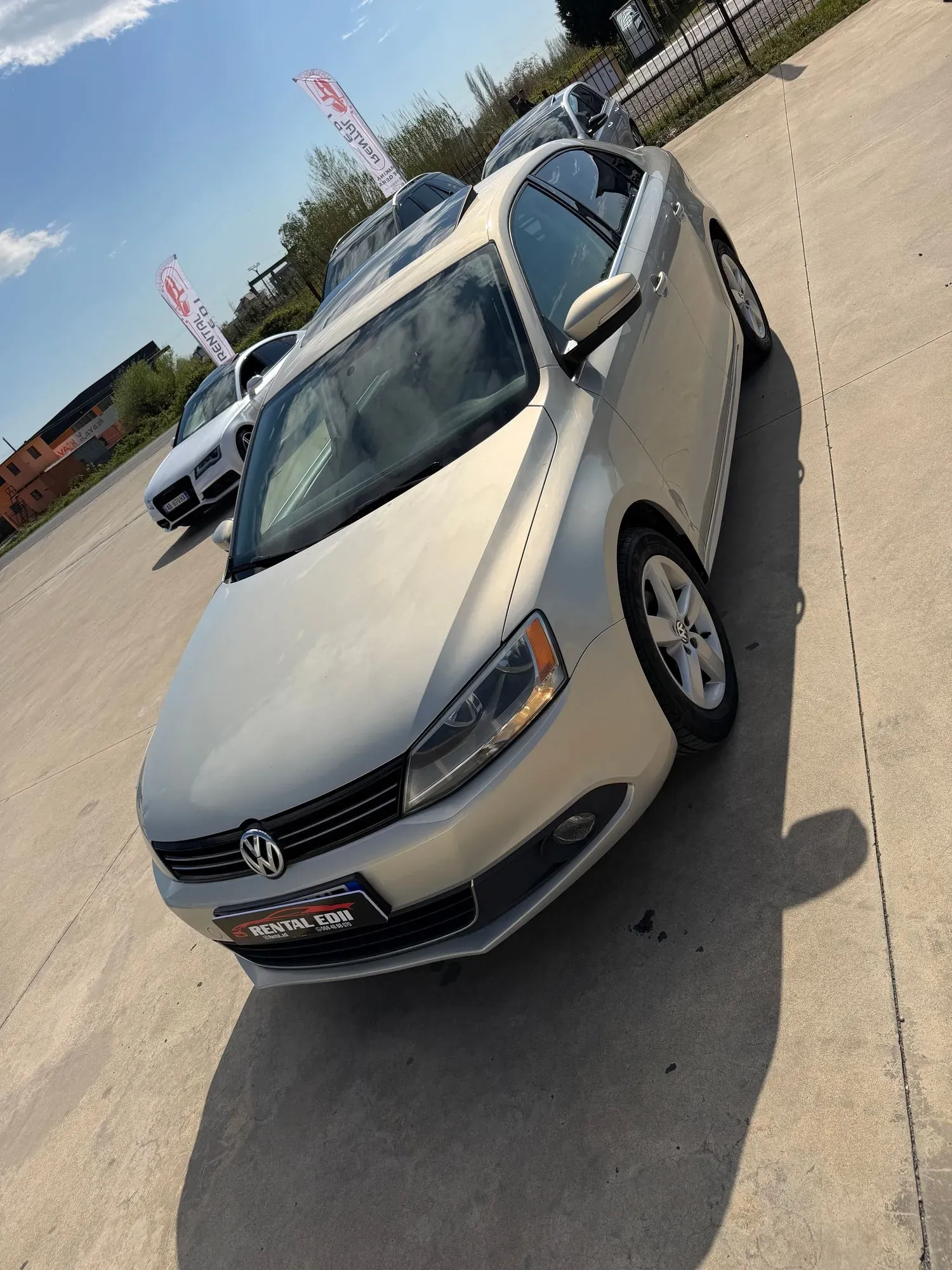 Volswagen Jetta 2012 — photo 2