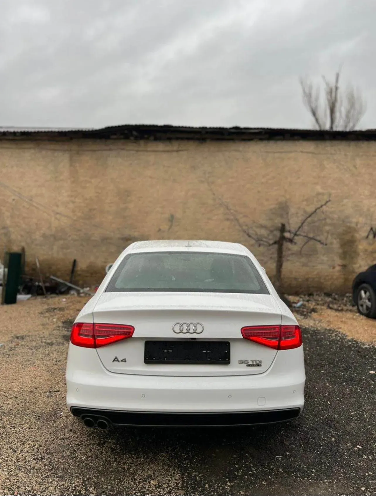 Audi A4 2015 — photo 3