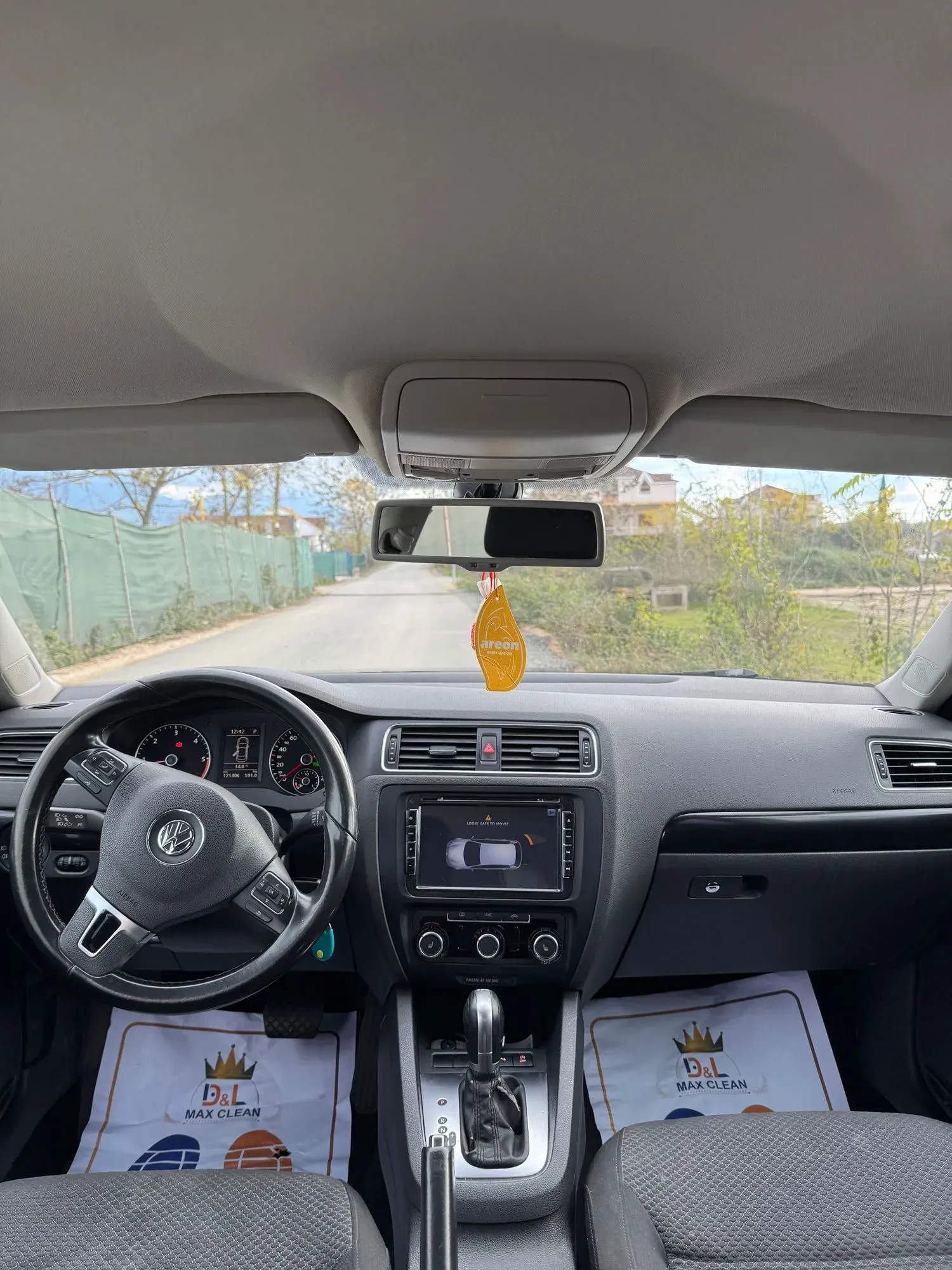 VW Jetta 2014 — photo 3