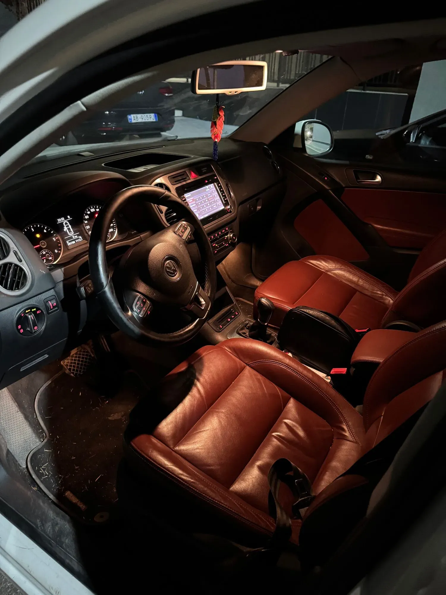 Volkswagen Tiguan 2013 — photo 3