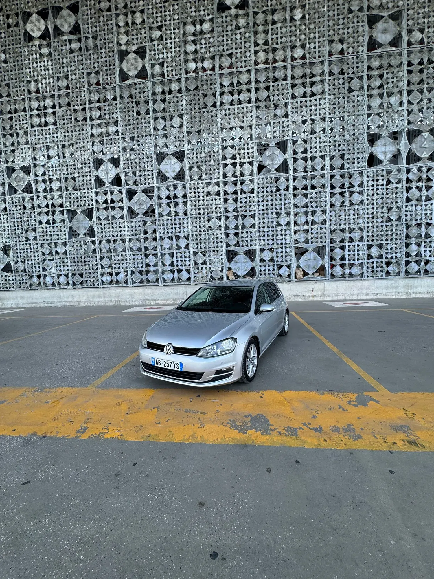VW Golf7 2016 available for rent in Tirana, Albania
