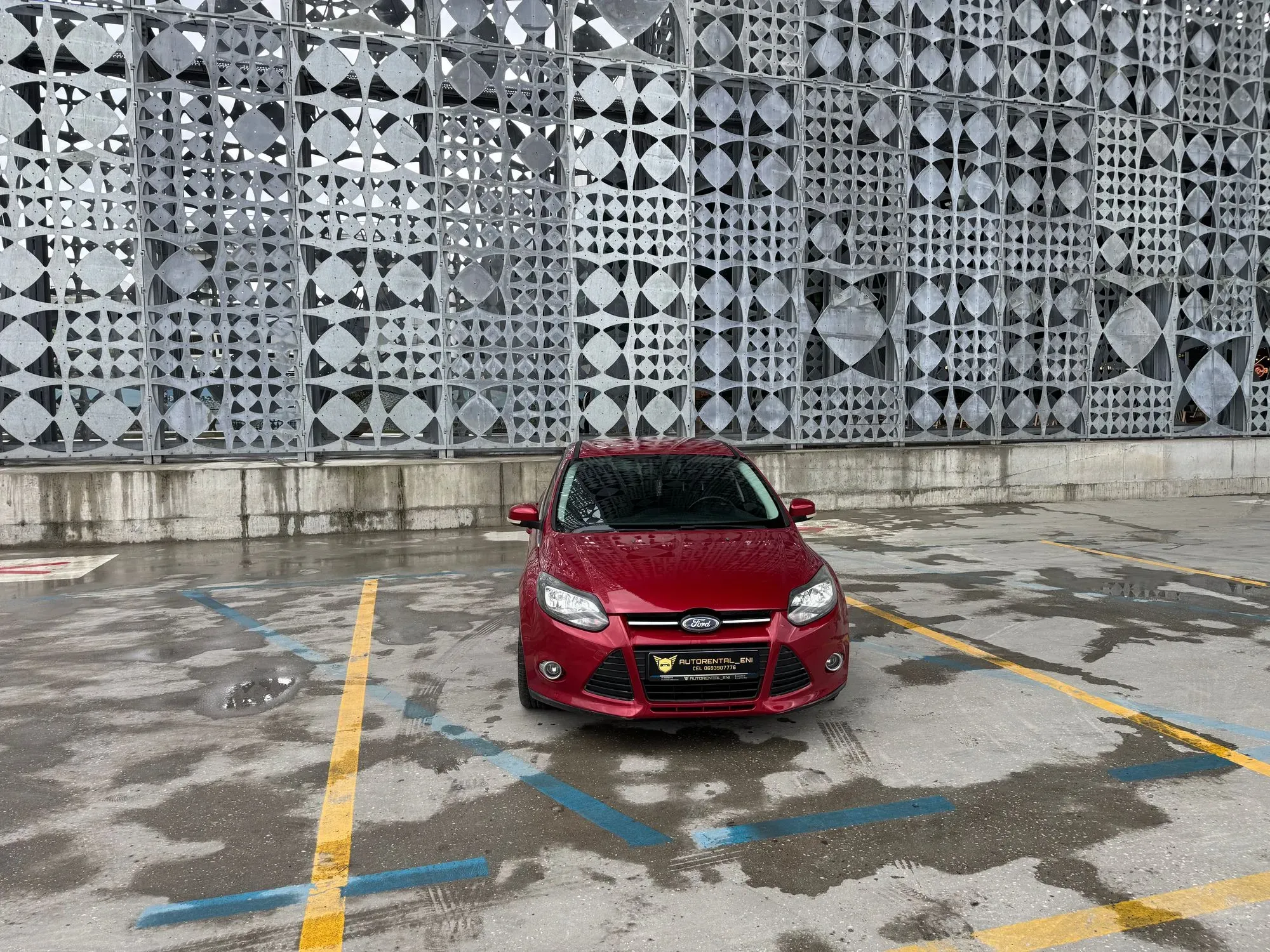 Ford Focus 2013 — photo 2