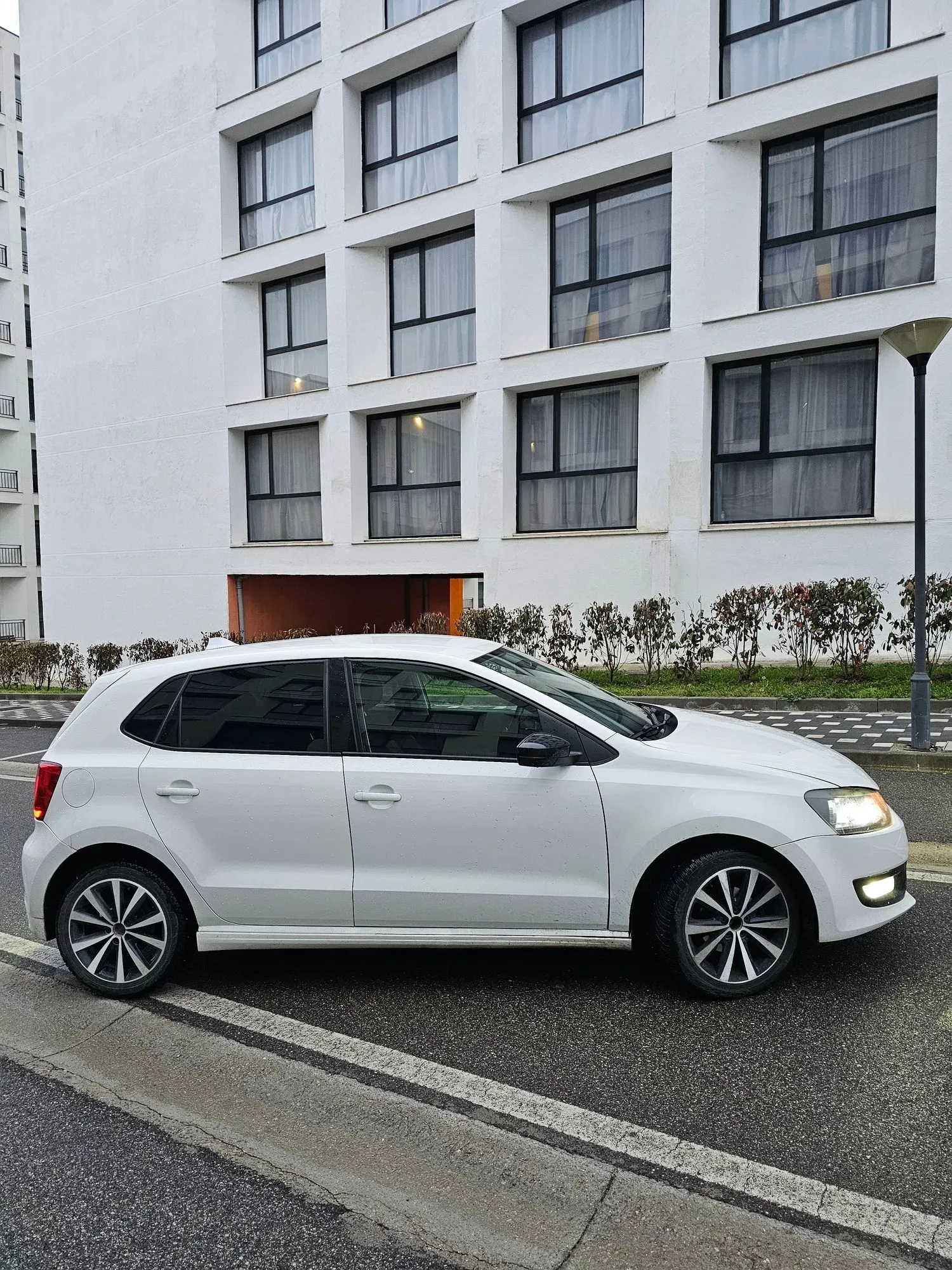 Volswagen Polo 2014 — photo 2