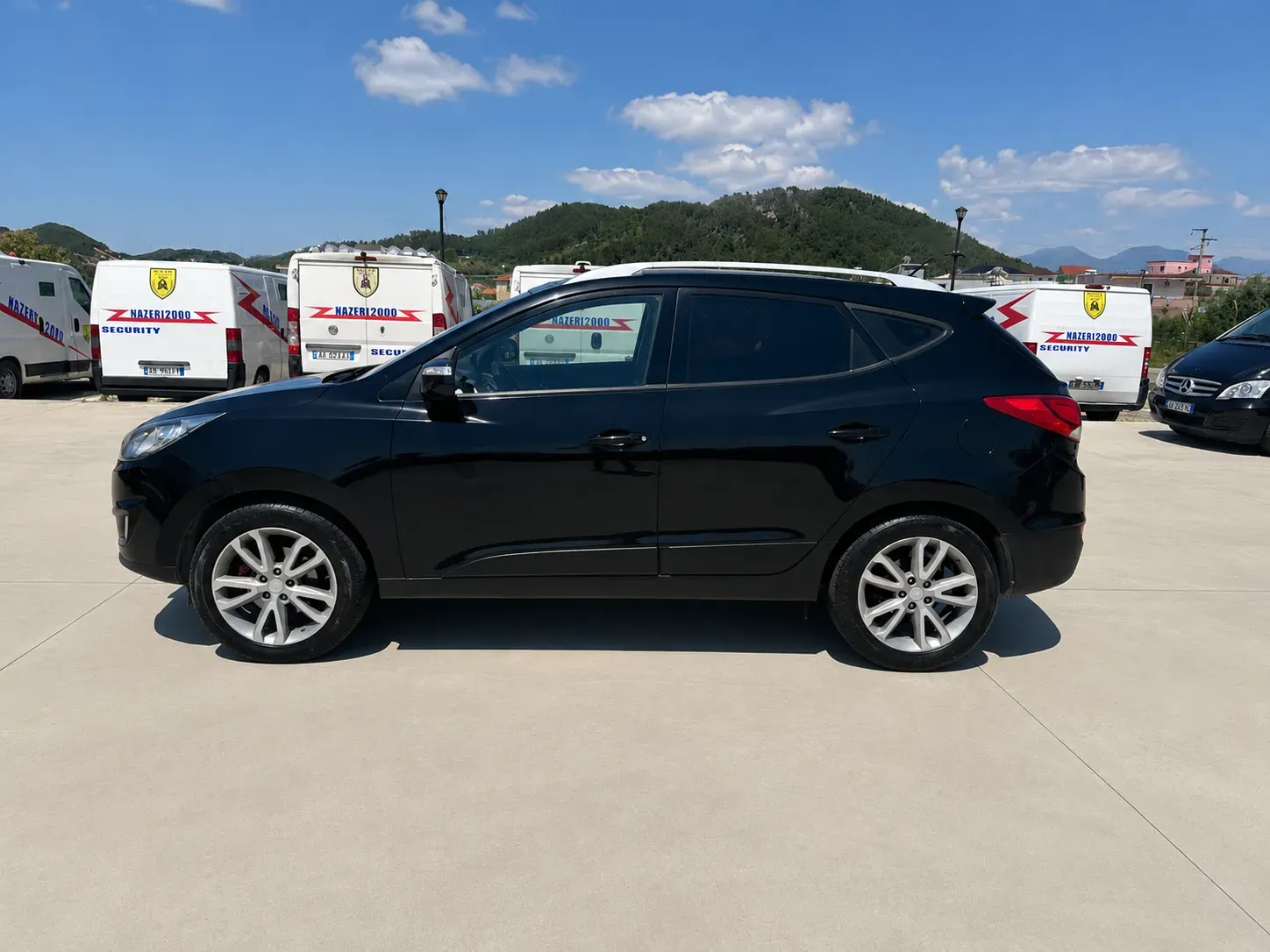 Hyundai Tucson 2012 — photo 2