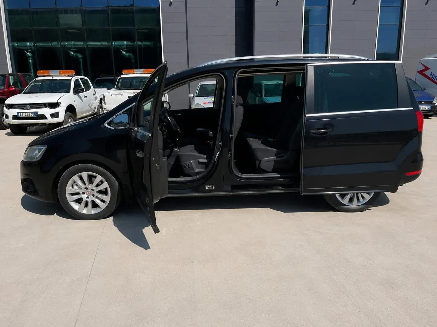 Seat Alhambra 2013 — photo 2