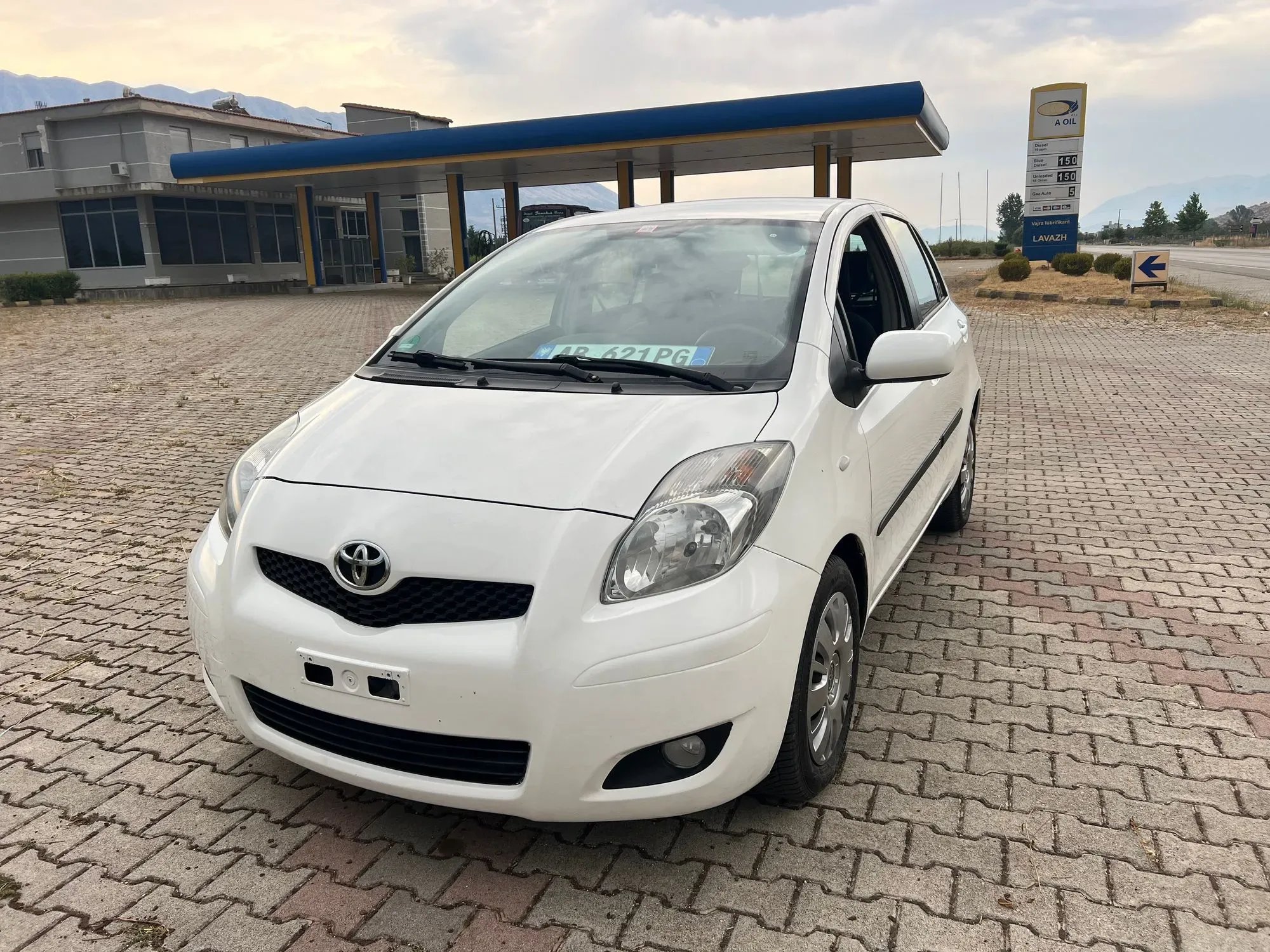 Toyota Yaris 2010 available for rent in Gjirokastra, Albania