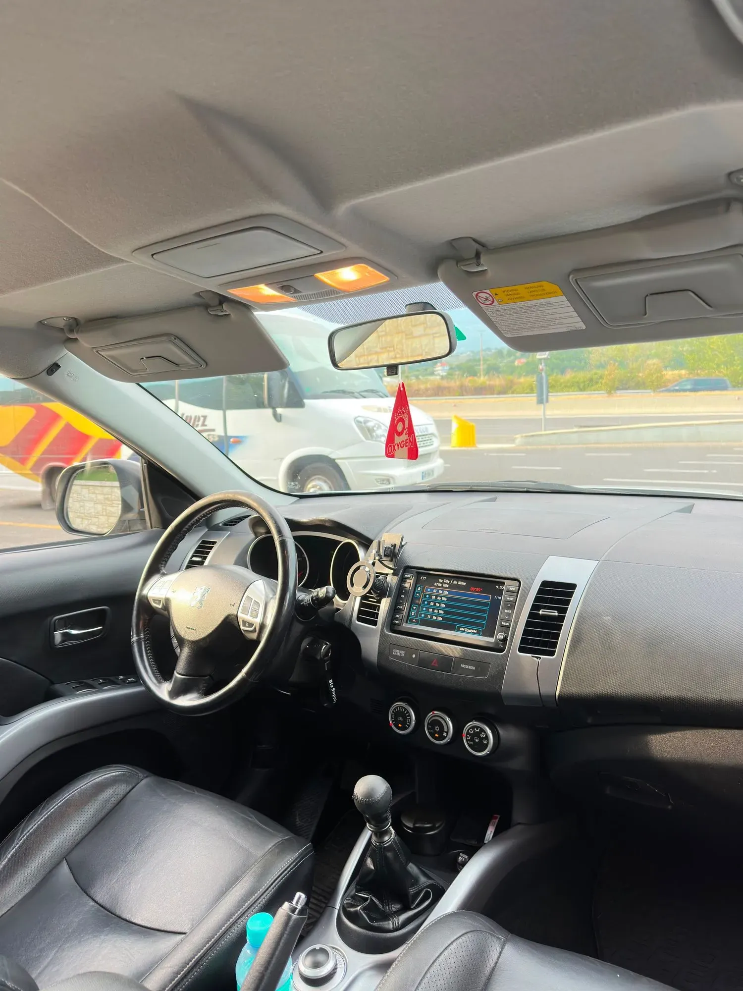 Peugeot 4007 2008 — photo 2