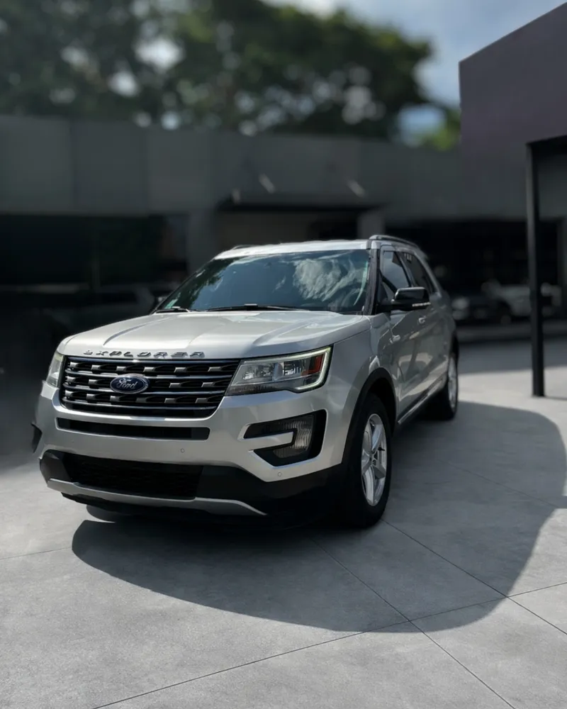 FORD EXPLORER 2015