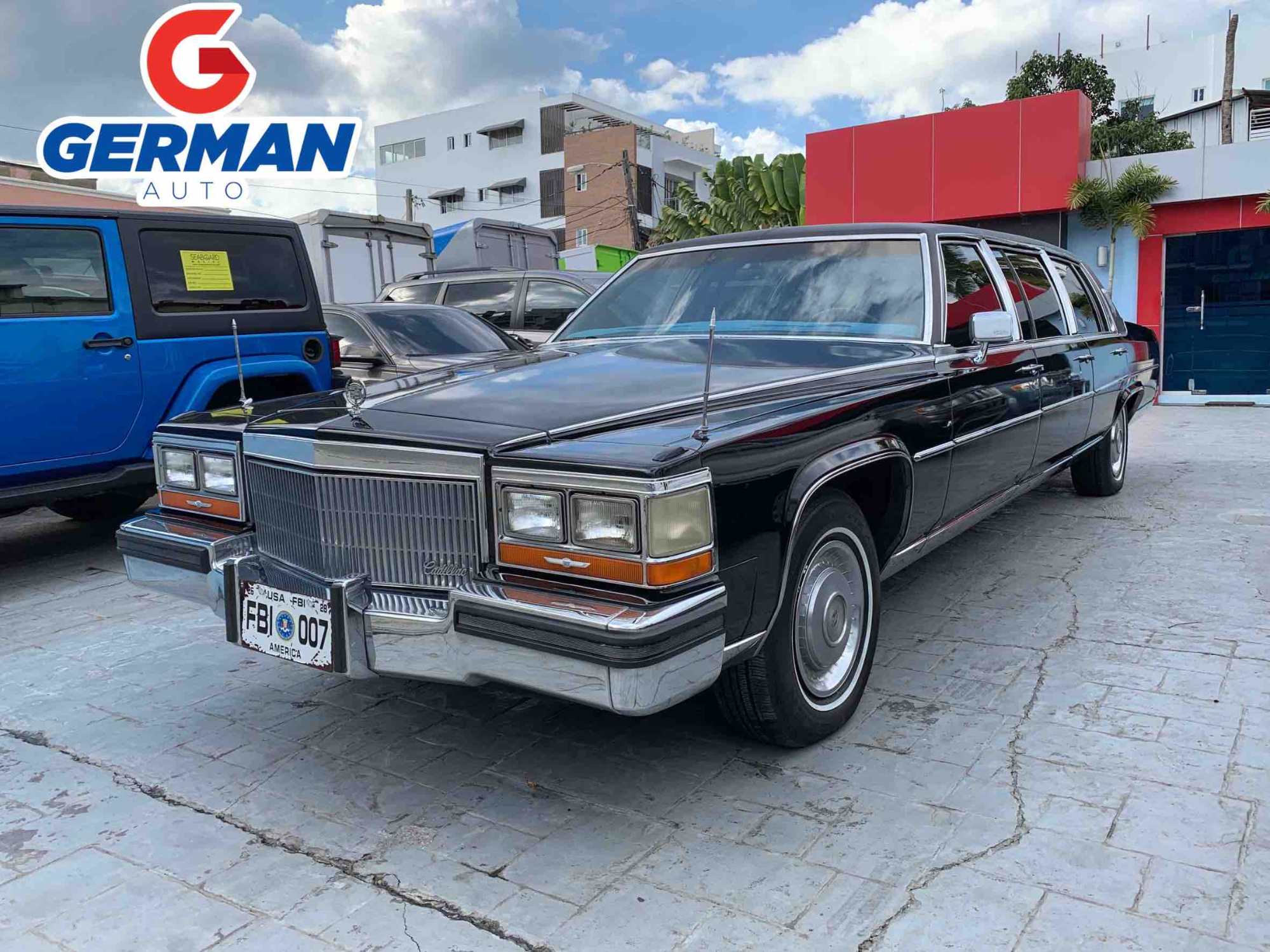1989 CADILLAC BROUGHAM LIMUSINA en German Auto