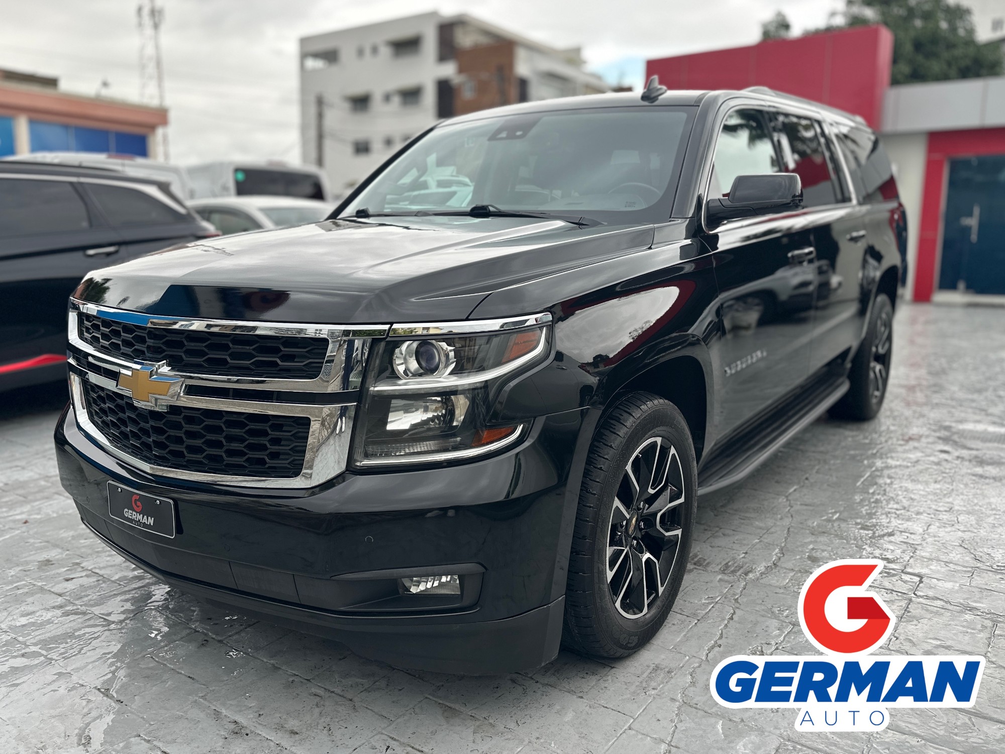 2017 CHEVROLET SUBURBAN en German Auto