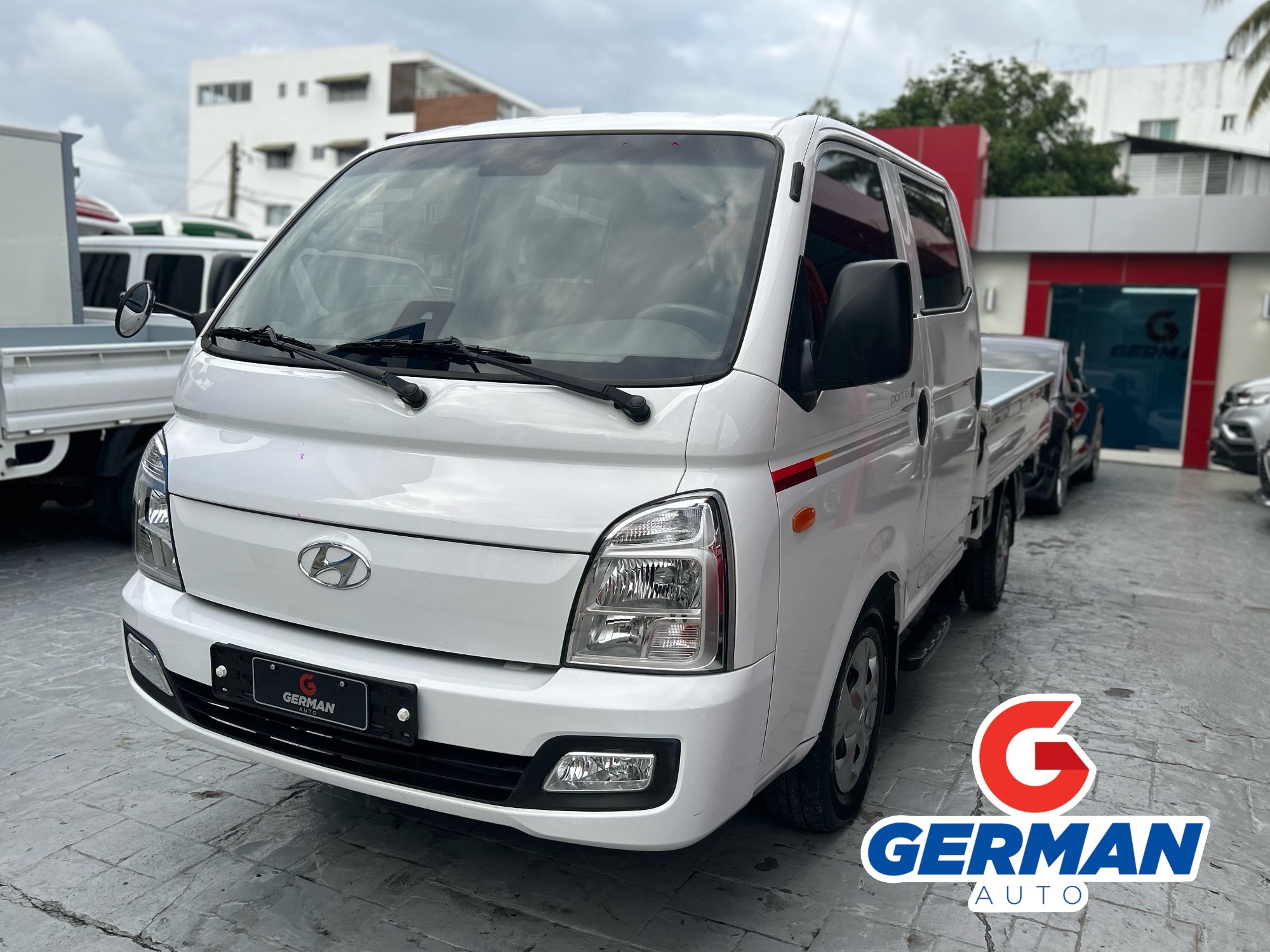 2022 HYUNDAI PORTER II en German Auto