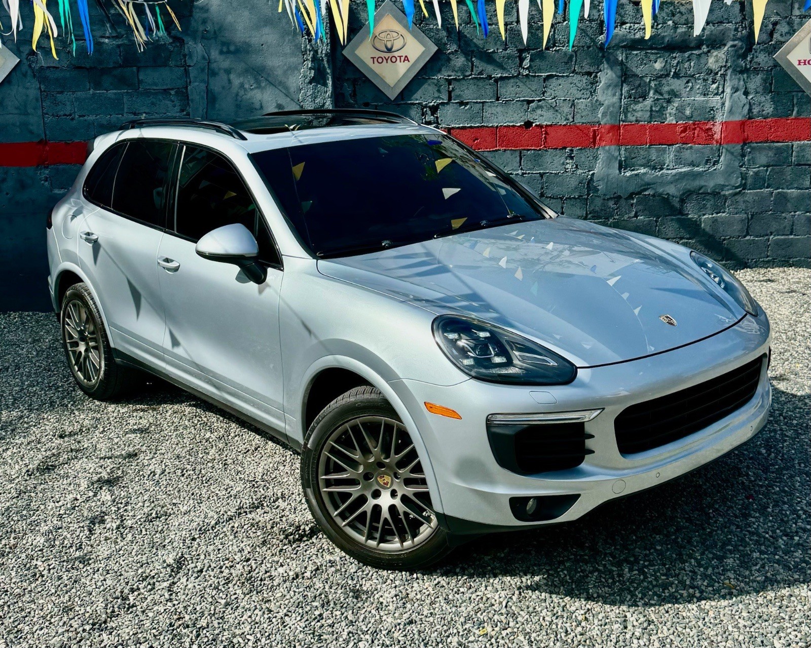 2017 PORSCHE CAYENNE en Navarro Auto Import