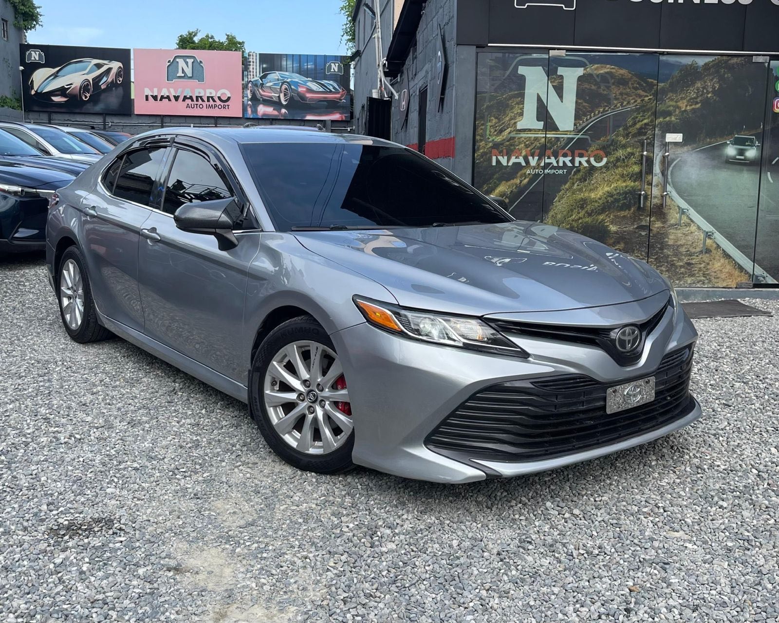 2018 TOYOTA CAMRY en Navarro Auto Import