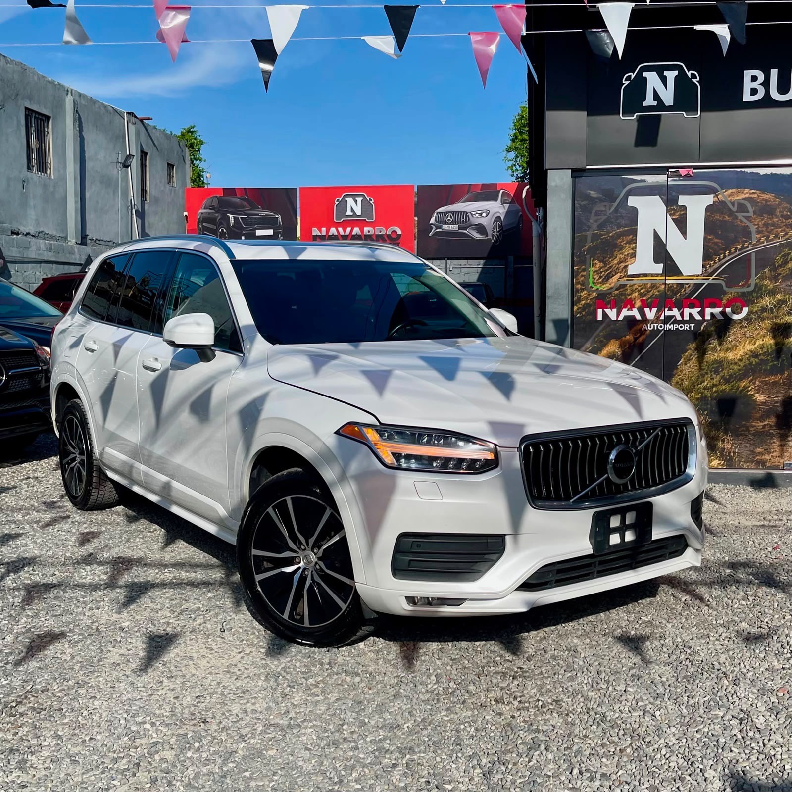 2020 VOLVO XC90 en Navarro Auto Import