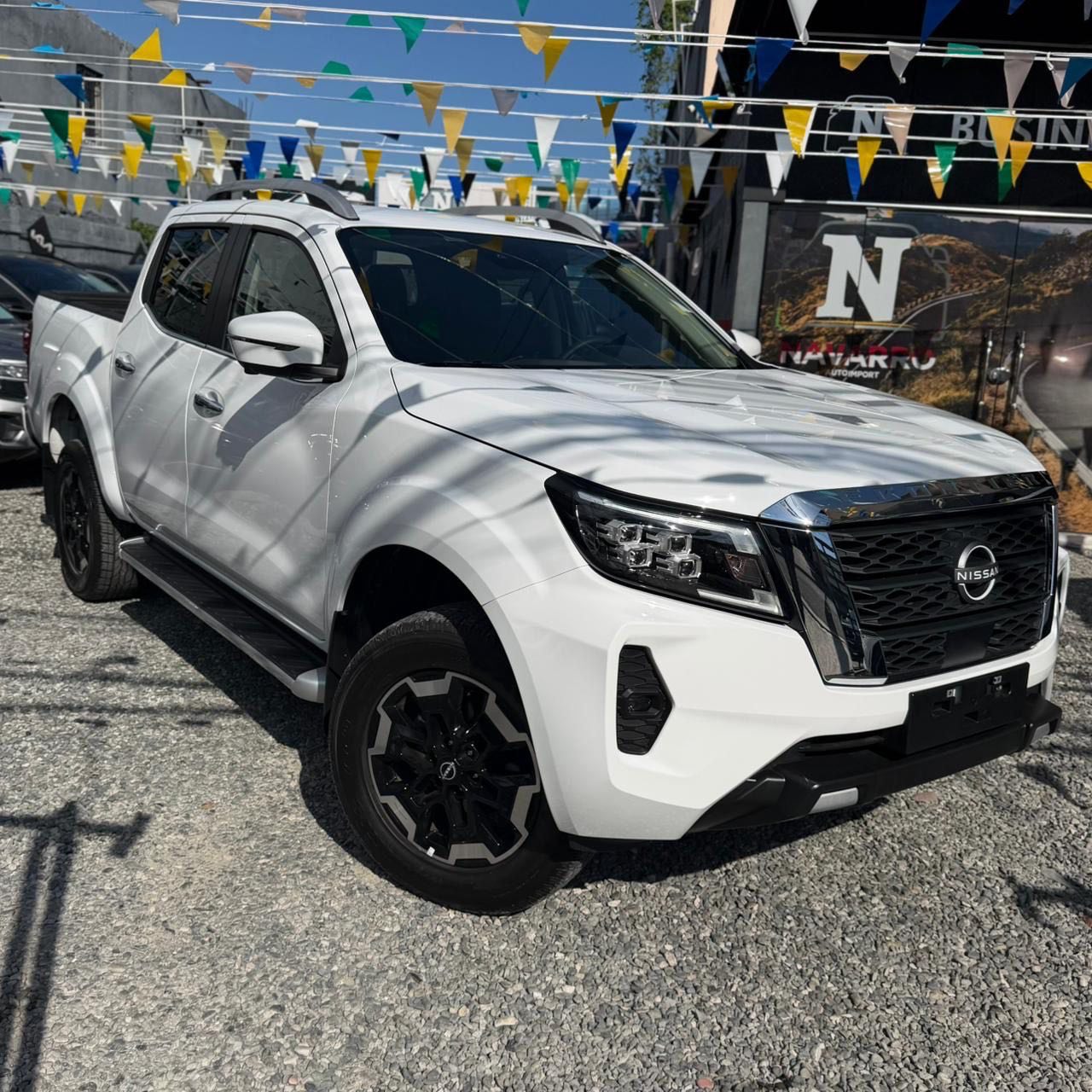 2026 NISSAN FRONTIER en Navarro Auto Import