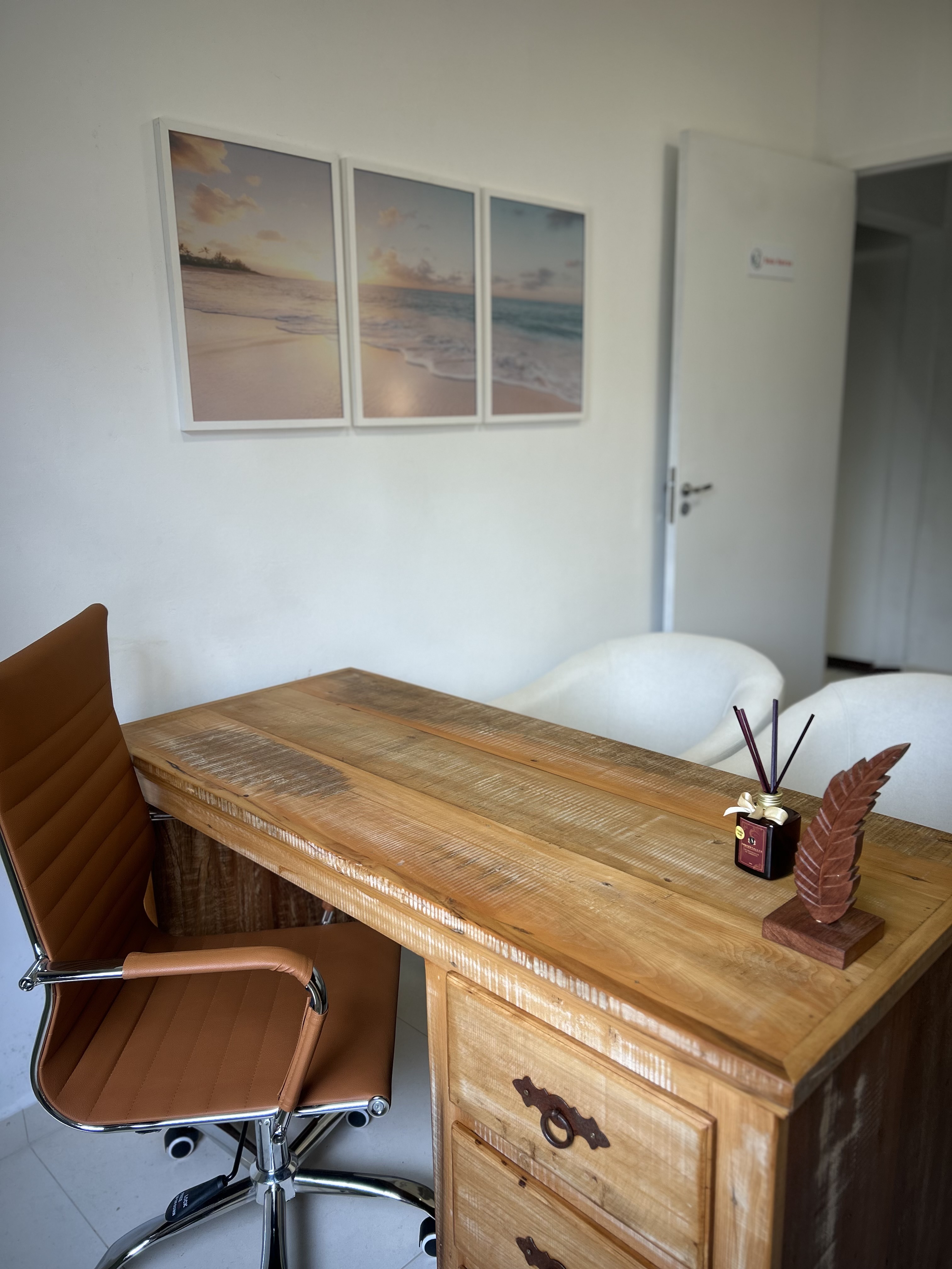 Sala Saíras — Consultório de 10 m² para até 4 pessoas em Caborê, Paraty/RJ 3