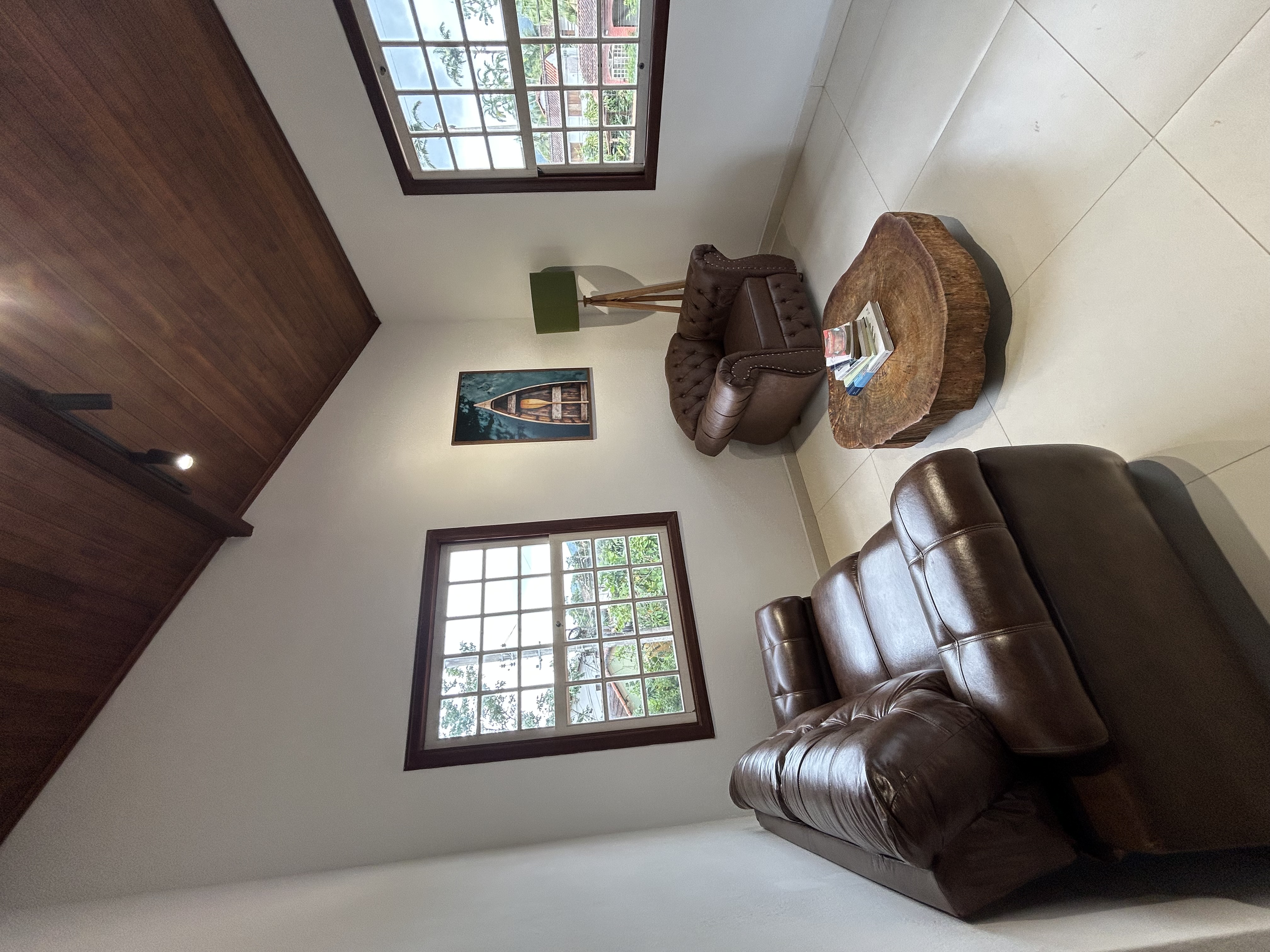 Sala Terapia — Consultório de psiquiatria de 5 m² para até 2 pessoas em cabore, paraty/RJ 3