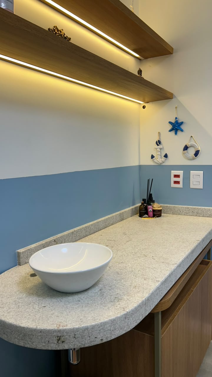 SALA 4 — Sala de massoterapia de 5 m² para até 4 pessoas em Moinhos de Vento, Porto Alegre/RS 2