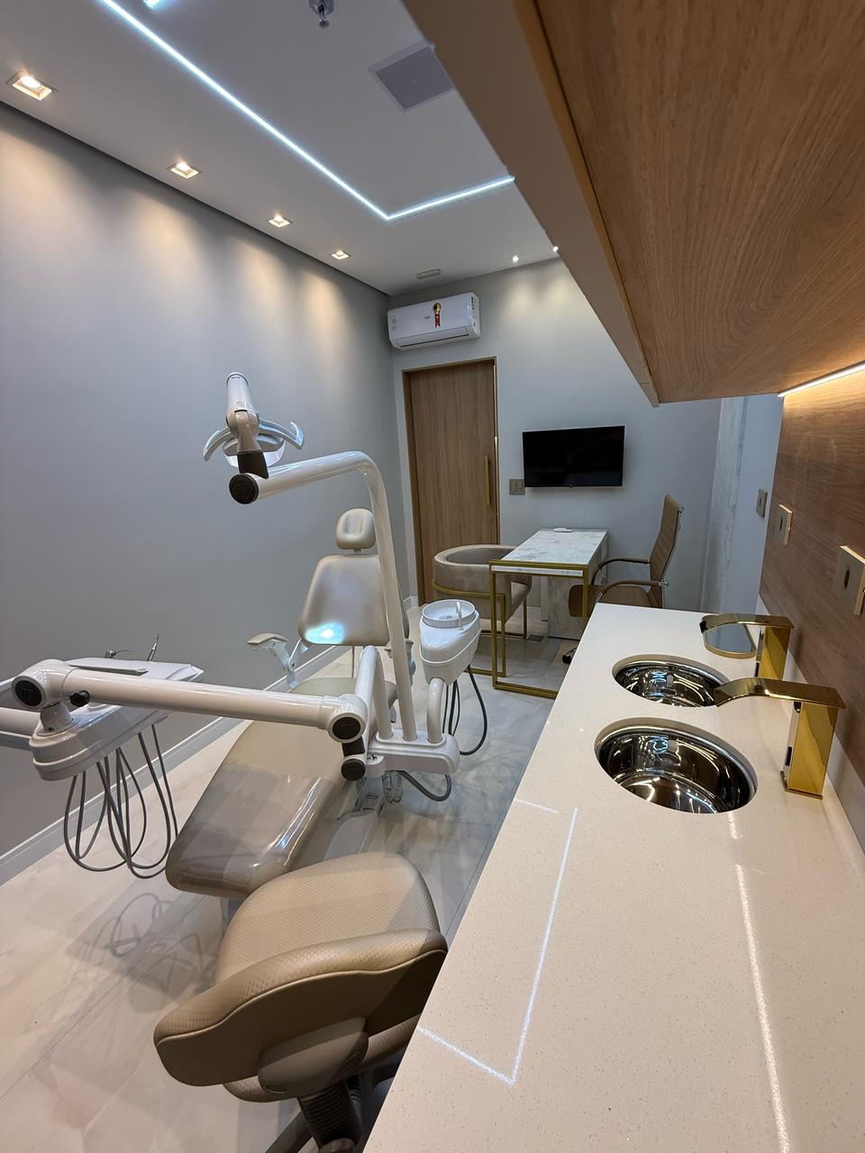 ODONTOLÓGICO — Consultório odontológico de 4 m² para até 2 pessoas em Brooklin, São Paulo/SP 6