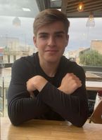 Artem  Batalov, Supply Chain Intern at Unilever NL