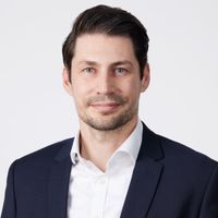 Robin Schmok, Principal