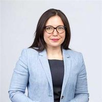 Dunja Khulusi, Senior - EY Audit Services at EY Germany